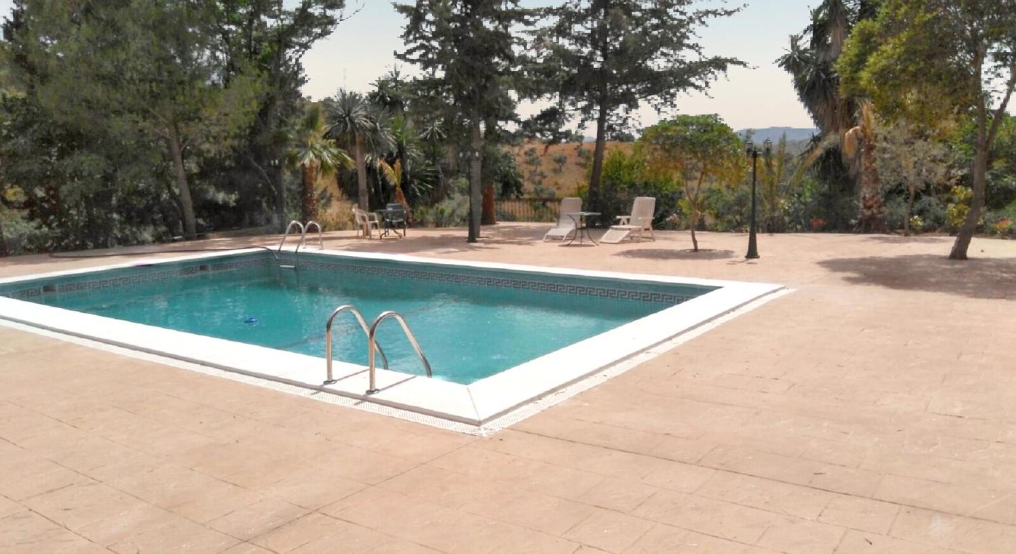 Luxury In - Private Pool Villa *